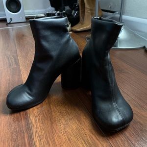 MM6 original authentic boots